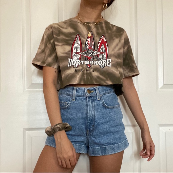 *SOLD* Reworked Hawaii Tee + Scrunchie - Picture 2 of 8